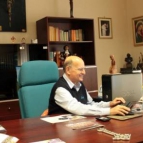  Conferência ao vivo do Ir. Superior Geral 