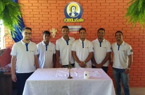 Jovens Formandos passam por Rito de Ingresso