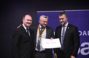 Medalha do Mérito Farroupilha em casa