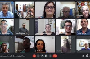 Formação de integrantes das Comunidades Missionárias