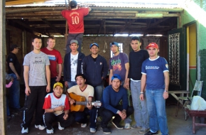 Pós-missão na comunidade Santa Marta